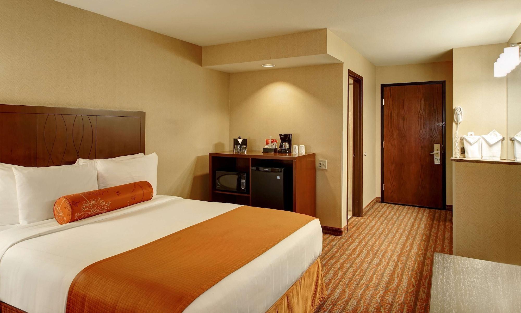 The Hotel Salem Bagian luar foto